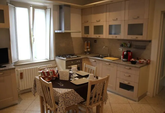 Sotto Il Borgo Apartments
